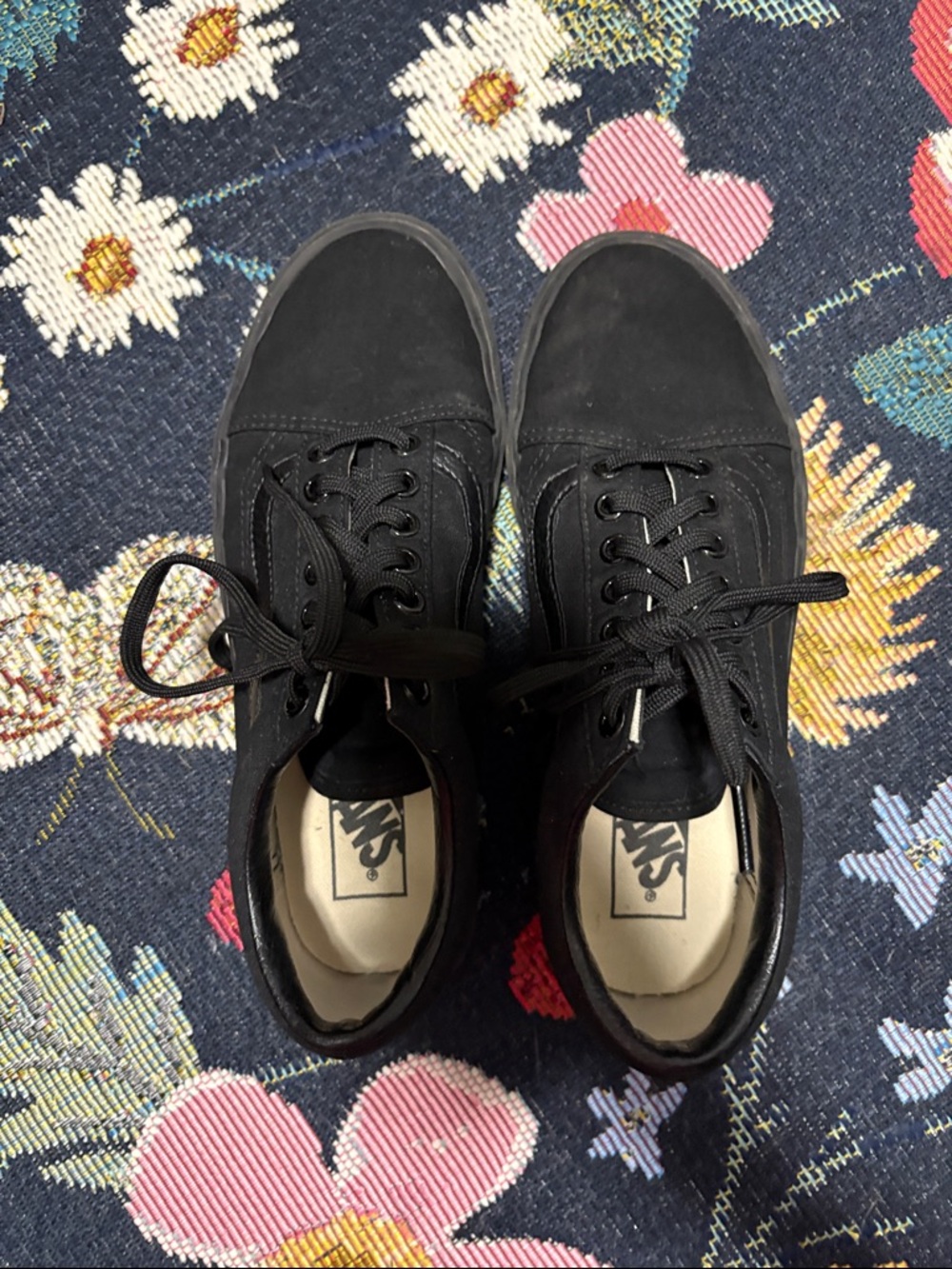 VANS CLASSIC OLD SKOOL SNEAKERS